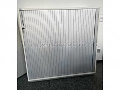 Schrank vorne