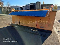 Schneepflug Typ E5 Ansicht von vorne