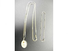 2 Goldketten_ Gesamtansicht