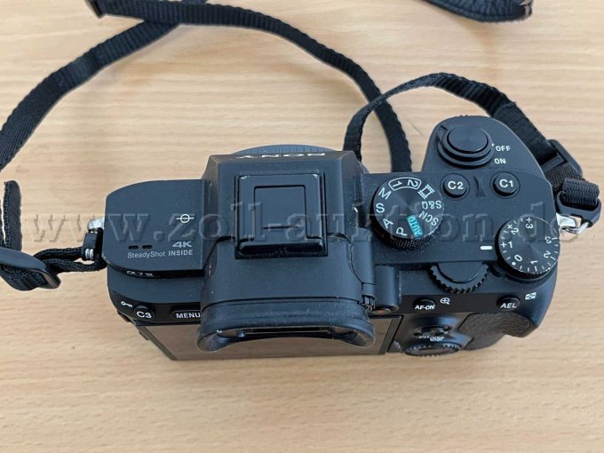 Sony Alpha 7 III, Draufsicht