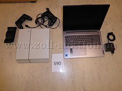 Playstation + Notebook