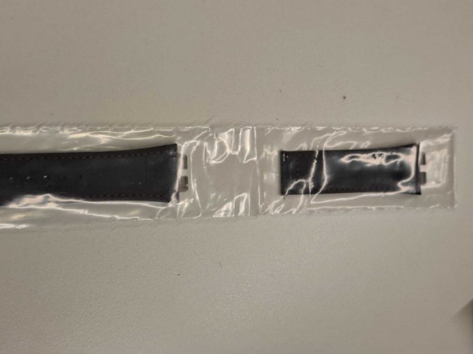 Gesamtansicht Lederband in Verpackung