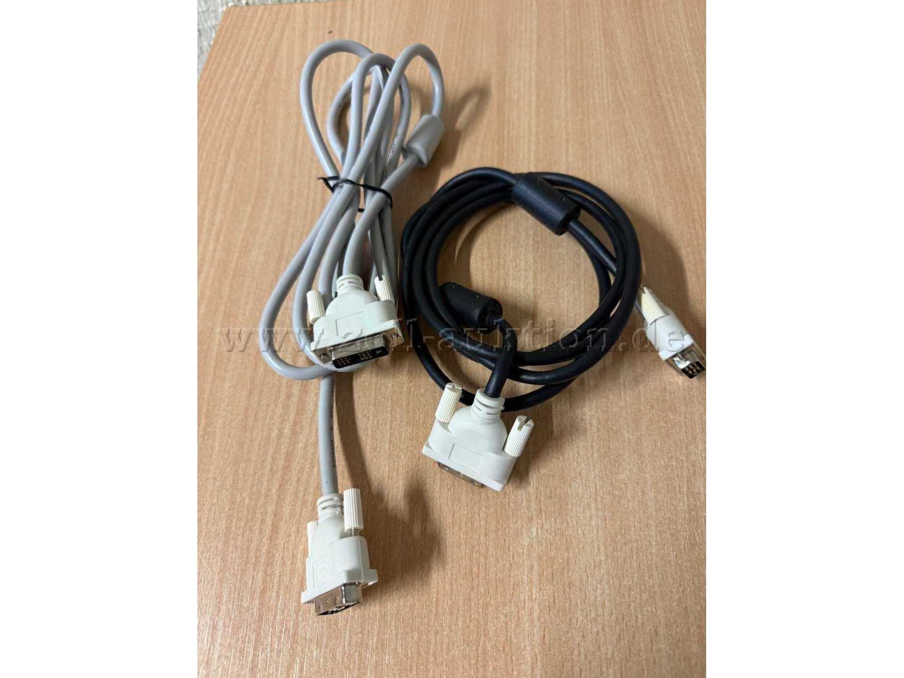 2 Kabel von 30 in diesen Farben