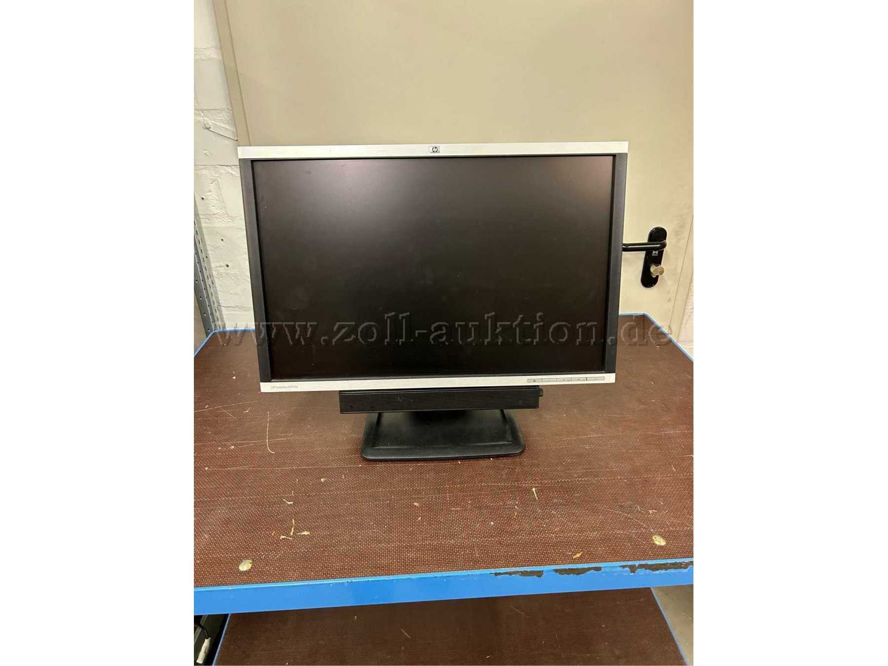 LA2405 Front