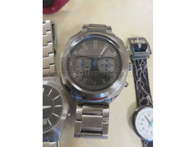 Diesel Uhr