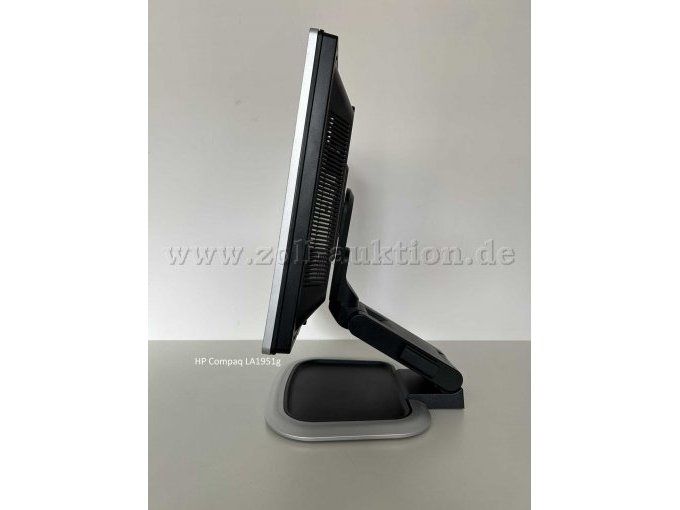 Seitenansicht HP Compaq LA1951g