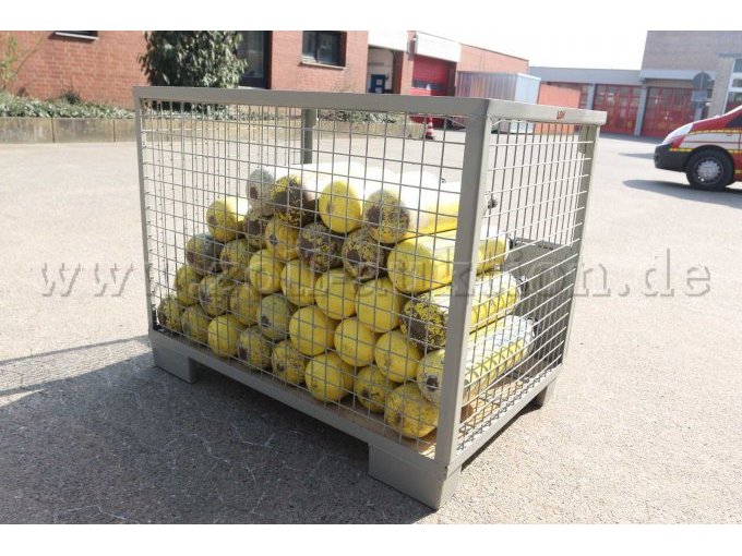 Gesamtset von hinten (Angebot ohne Gitterbox)