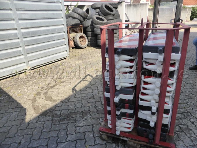 Leitbake hinten