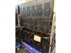 alle PCs auf einem Wagen (Wagen wird nicht versteigert)
