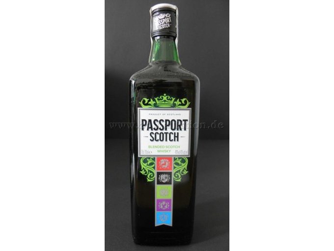 Passport Scotch Blended Scotch Whisky (0,7 Liter, 40% Vol.) Passport Scotch Blended Scotch Whisky (0,7 Liter, 40% Vol.)