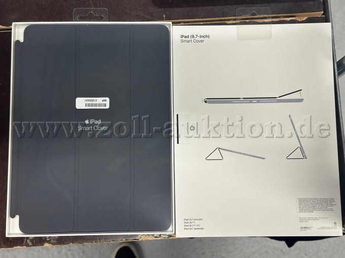 38 Apple iPad Smart Cover Charcoal Gray (9.7-inch) – foto 2 – kavel bij Zoll-Auktion, Münster