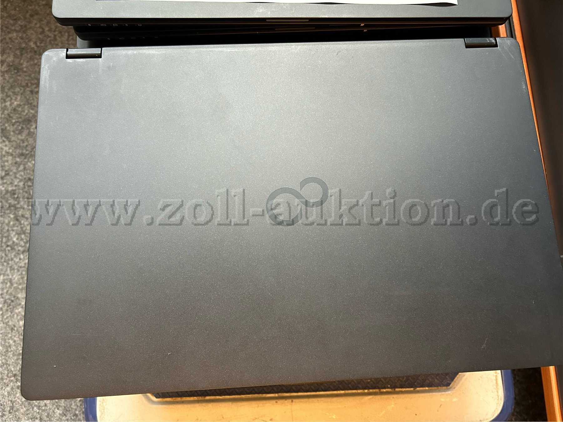 Beispielbild Fujitsu Notebook Lifebook U757 - Draufsicht (zugeklappt)