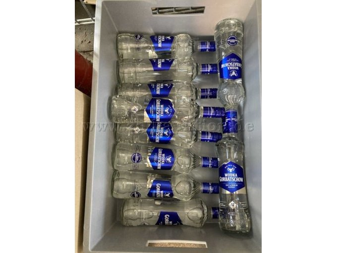 10 Flaschen Wodka Gorbatschow