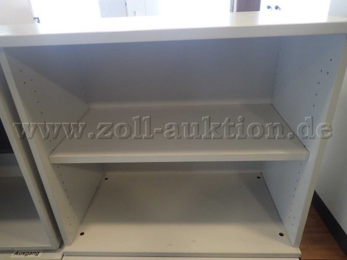 Aktenregal Innenansicht.