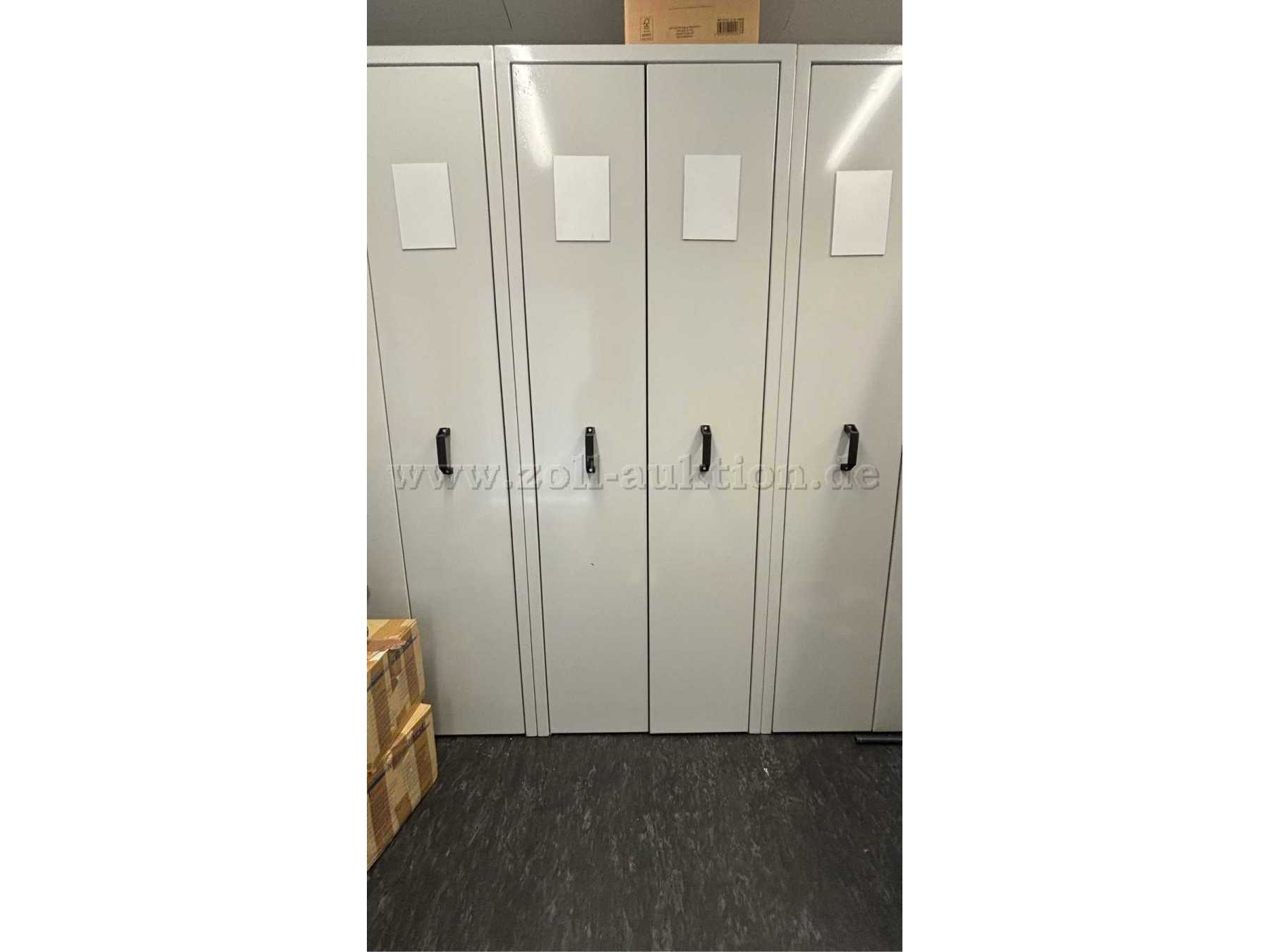 Vorderansicht Aktenschrank