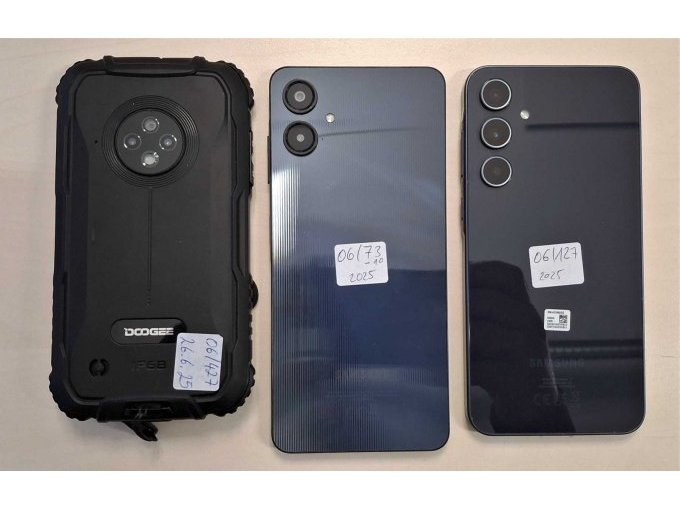 Gesamtfoto, Rückseite