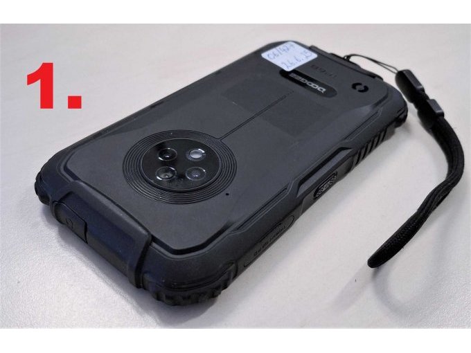 1. Doogee IP 68, Rückseite