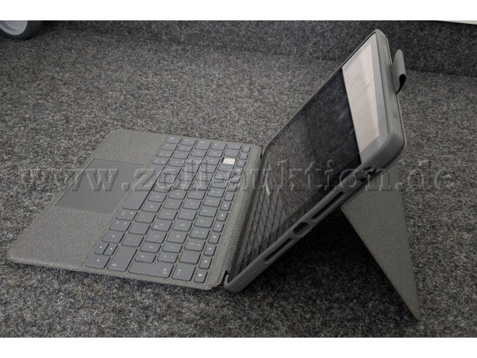 iPad 8 stehend Logi mit Tastatur (Beispielbild)