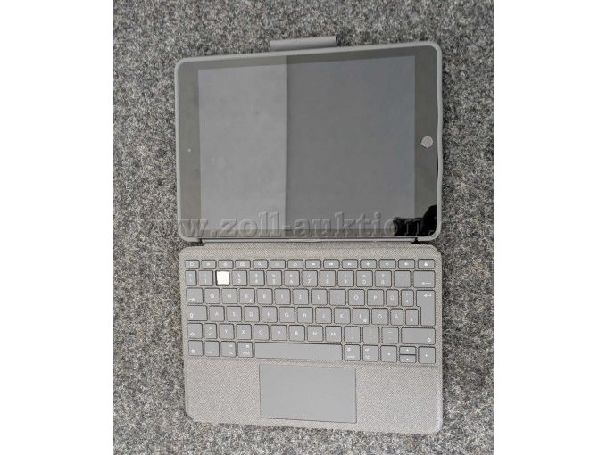 iPad 8 geöffnet Hülle Logi mit Tastatur (Beispielbild)