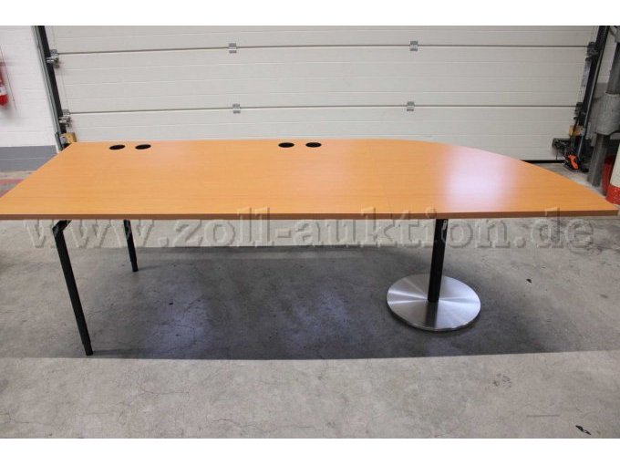 Schreibtisch