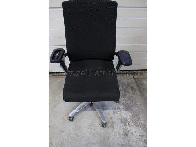 Stuhl 3