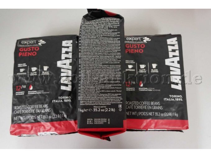 3 Beutel Kaffeebohnen Lavazza Expert Gusto Pieno á 1 kg, ovp.
MHD 04/2026