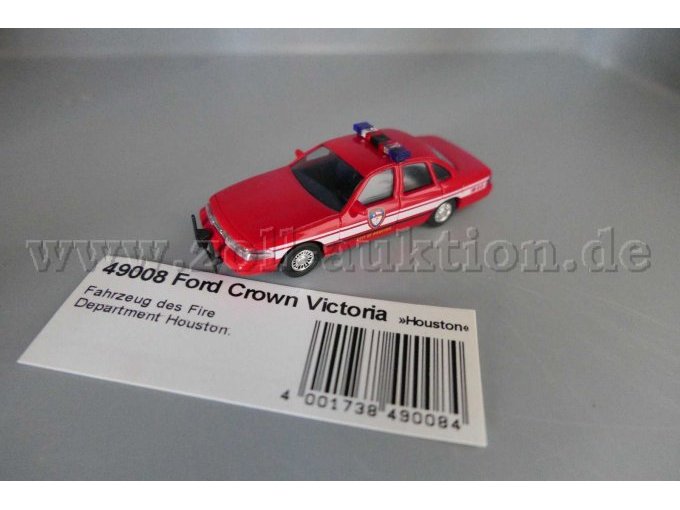 Ford Crown
Victoria Ansicht von vorne