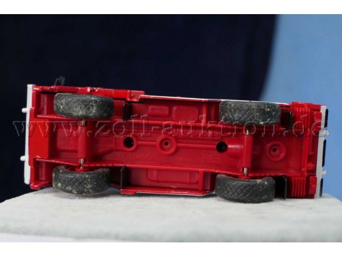 1984 CCF Brimont 6000 Ansicht von unten