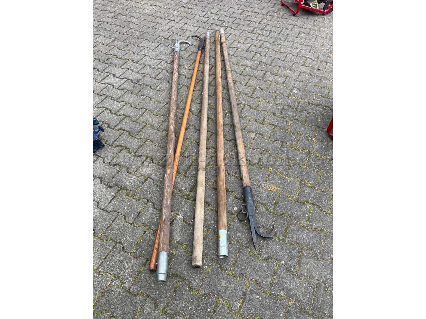 Einreißhaken