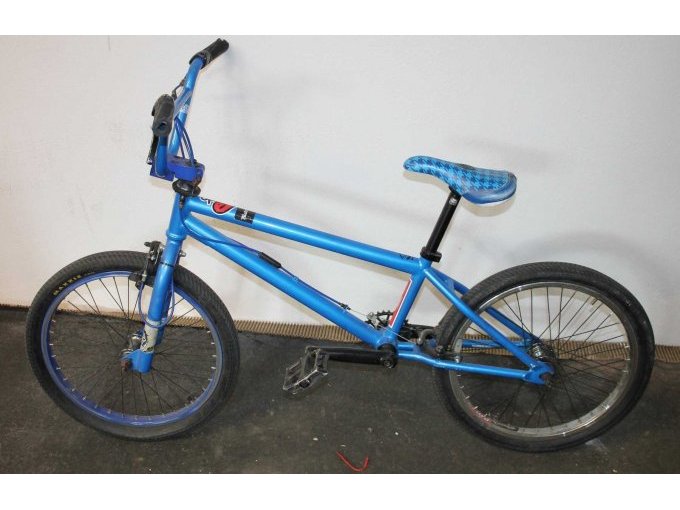1 lila 20“ BMX -Fahrrad
