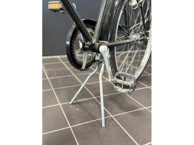 Rad 2, Ständer
