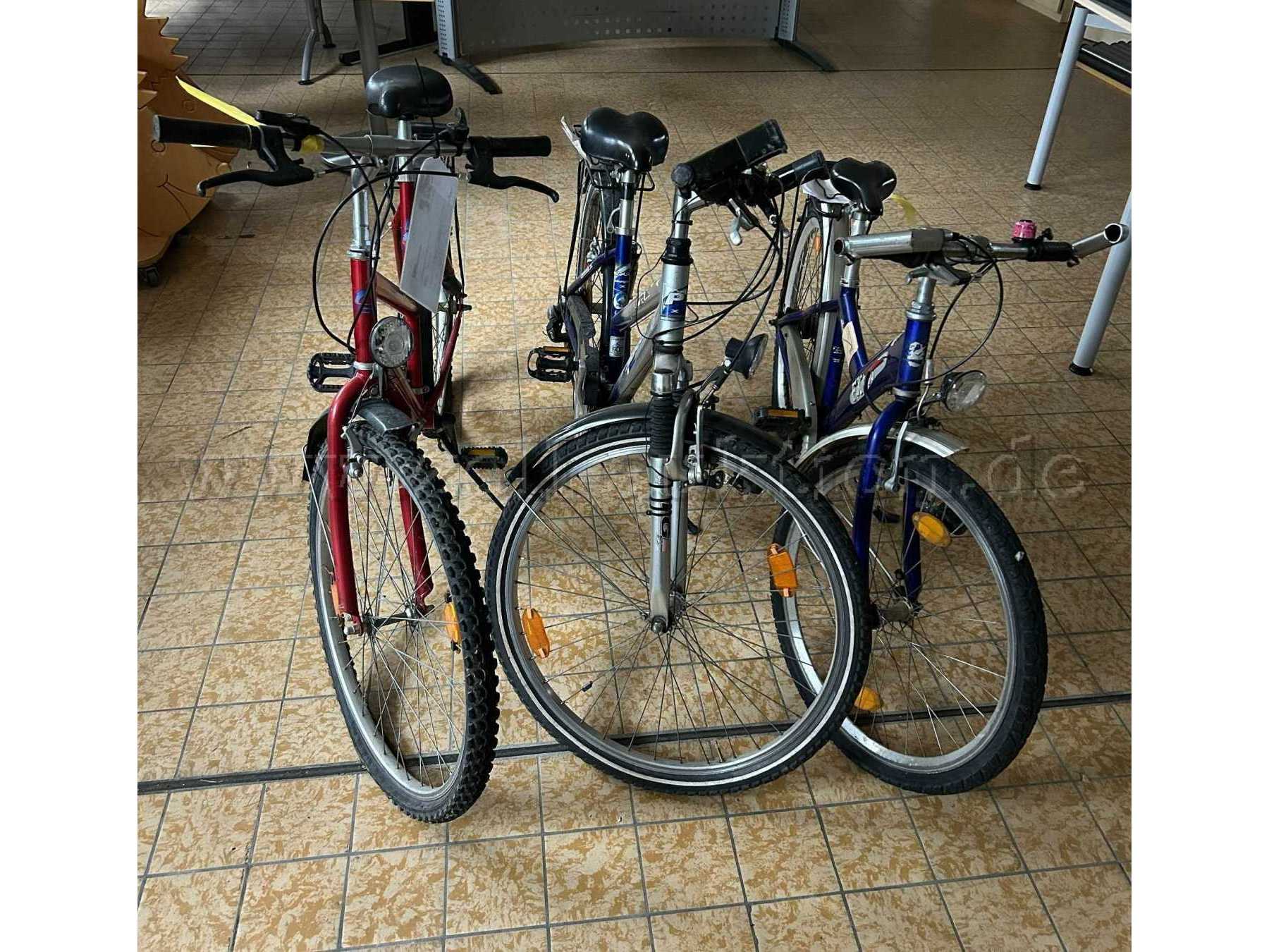 Alle Fahrräder