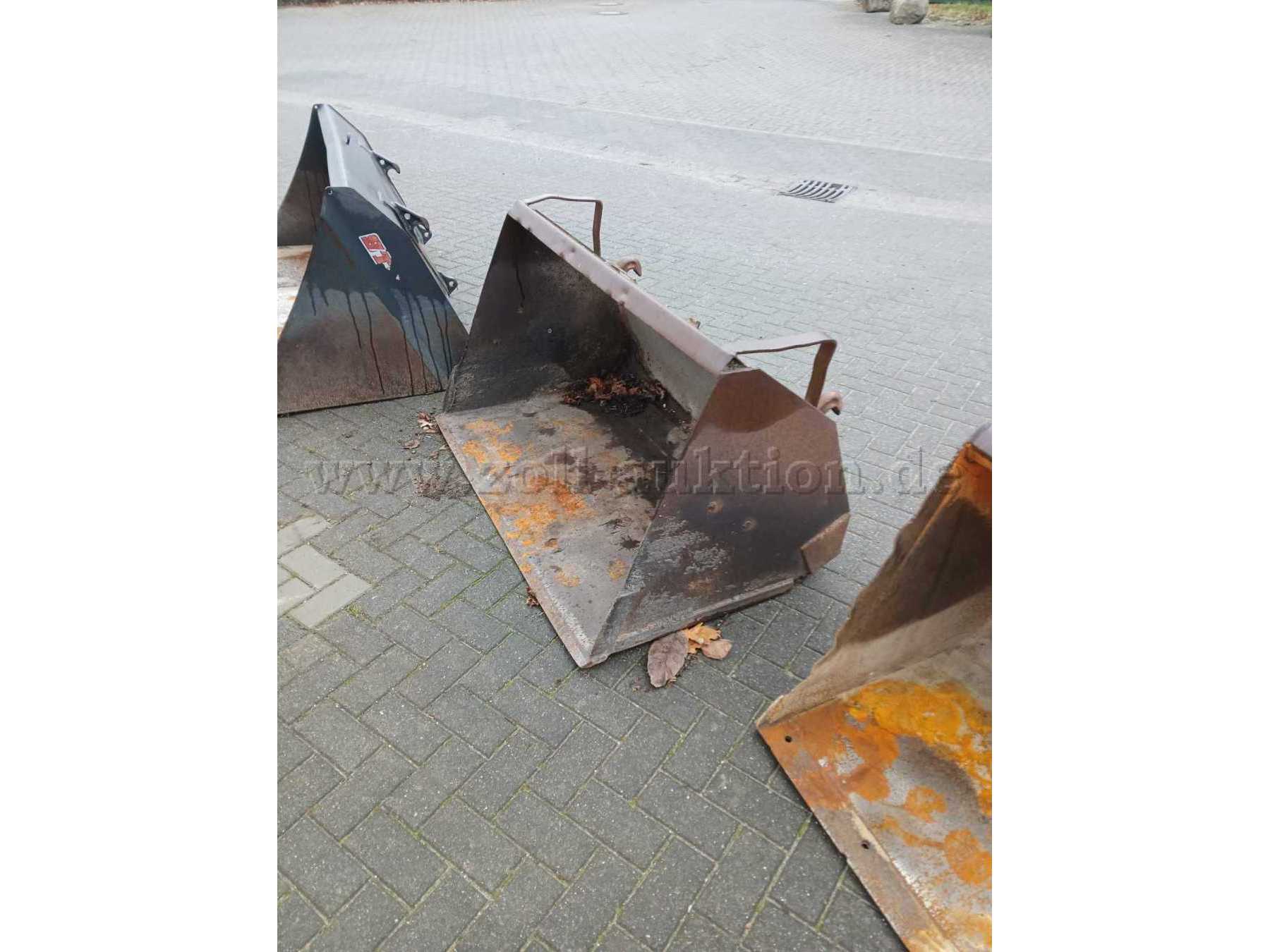 Frontlader-Schaufeln