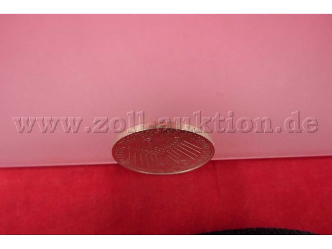 Detailaufnahme Rand Münze 3