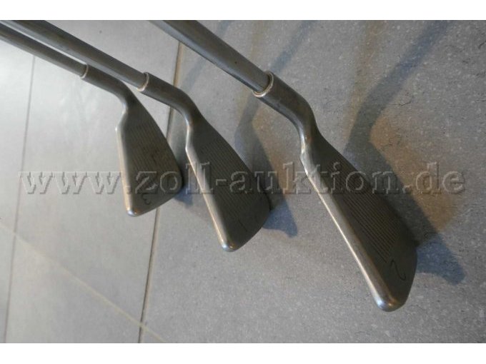 Detailaufnahme 3 der Schlägerköpfe