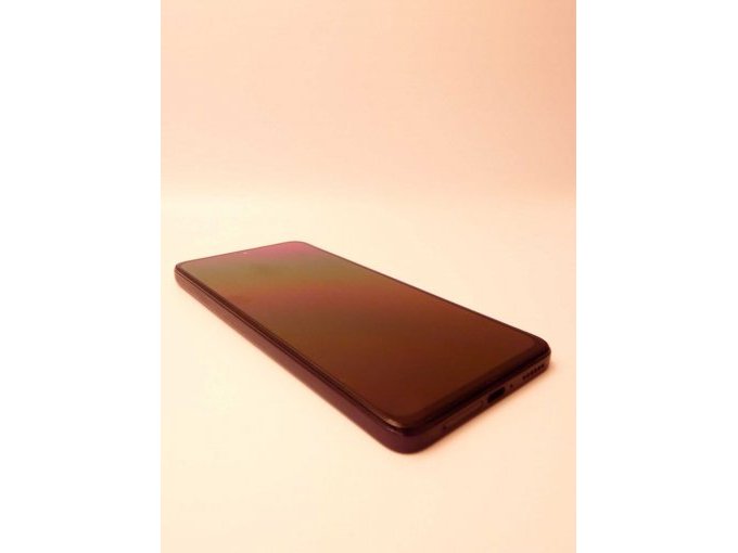 Xiaomi Redmi 11 Pro_Ansicht auf linke untere Ecke/ unterer Rand/ linke Seite