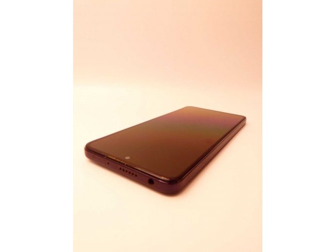 Xiaomi Redmi 11 Pro_Ansicht auf linke obere Ecke/ oberer Rand/ linke Seite