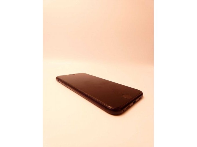 IPhone 7_ Ansicht auf untere Seite/ untere linke Ecke/ linke Seite