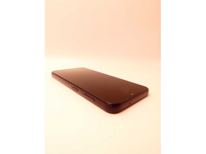 IPhone 12_ Ansicht auf obere Seite/ obere rechte Ecke/ rechte Seite
