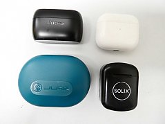 4 In-Ear-Kopfhörer_ Ansicht auf Vorderseite