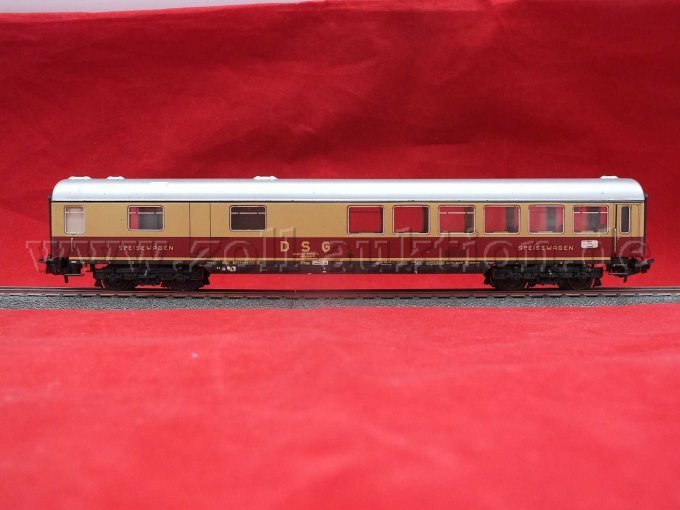 Speisewagen 4087 seitliche Ansicht