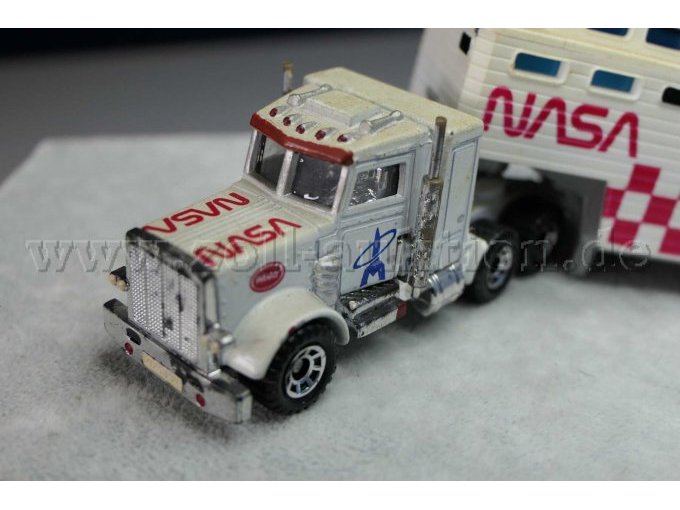 Kenworth Convoy 1981 NASA Ansicht von vorne