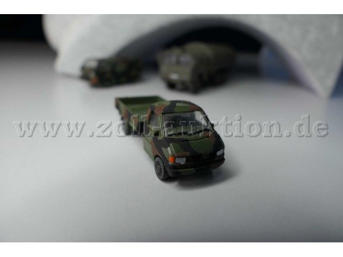 Roco T4 Pritsche Bundeswehr Ansicht von vorne