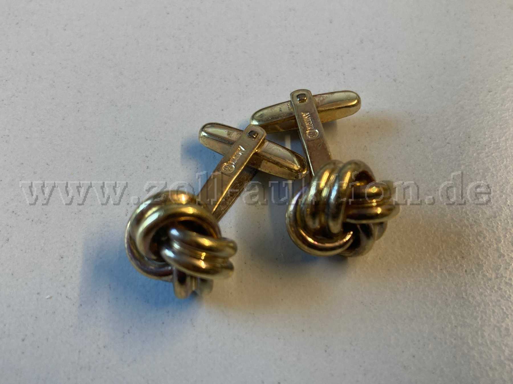 Manschettenknöpfe in Knotenform