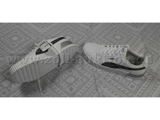 1 Paar Sneaker „Puma“ Carina Gr. 41
