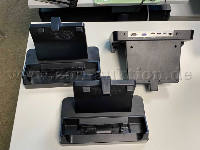 3 * Panasonic Dockingstationen
