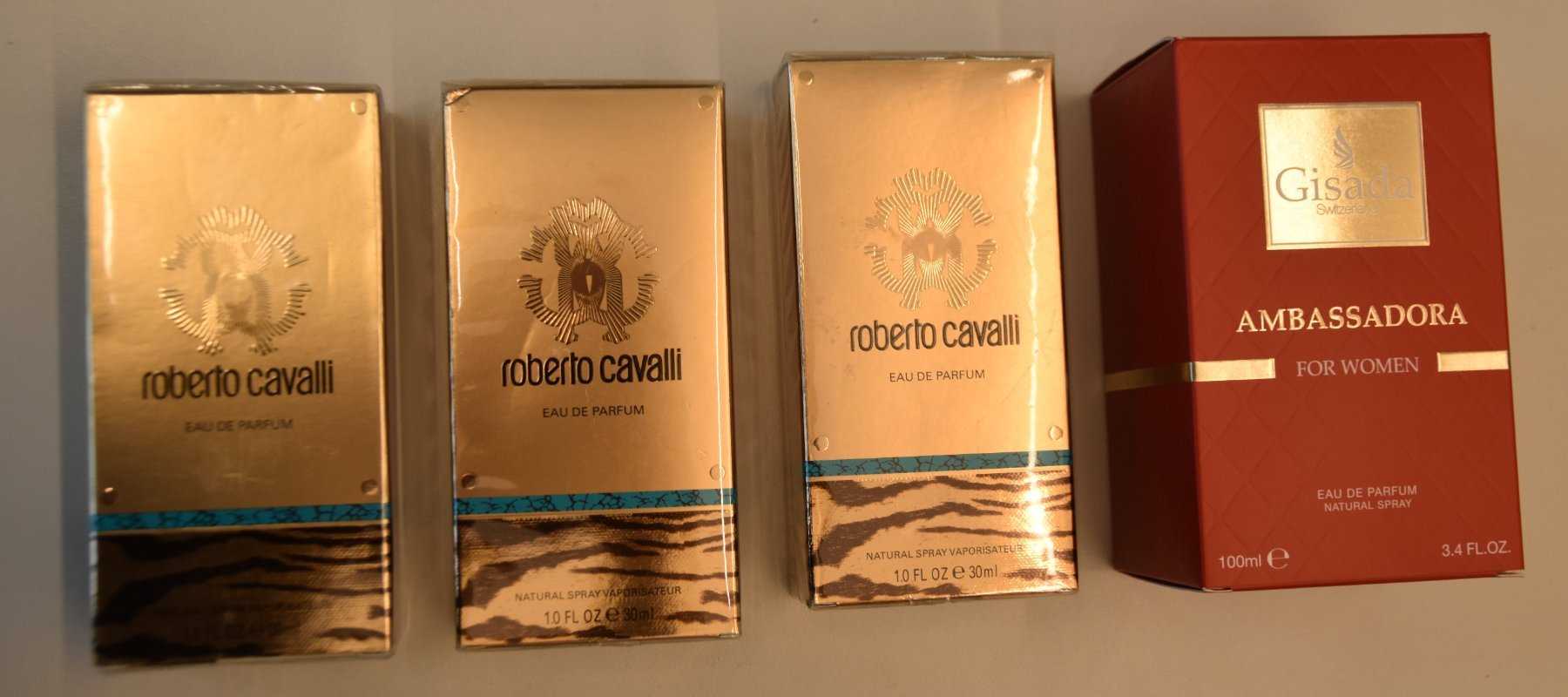 3 parfums “roberto cavalli” & 1 parfum “Gisada” Ambassadora