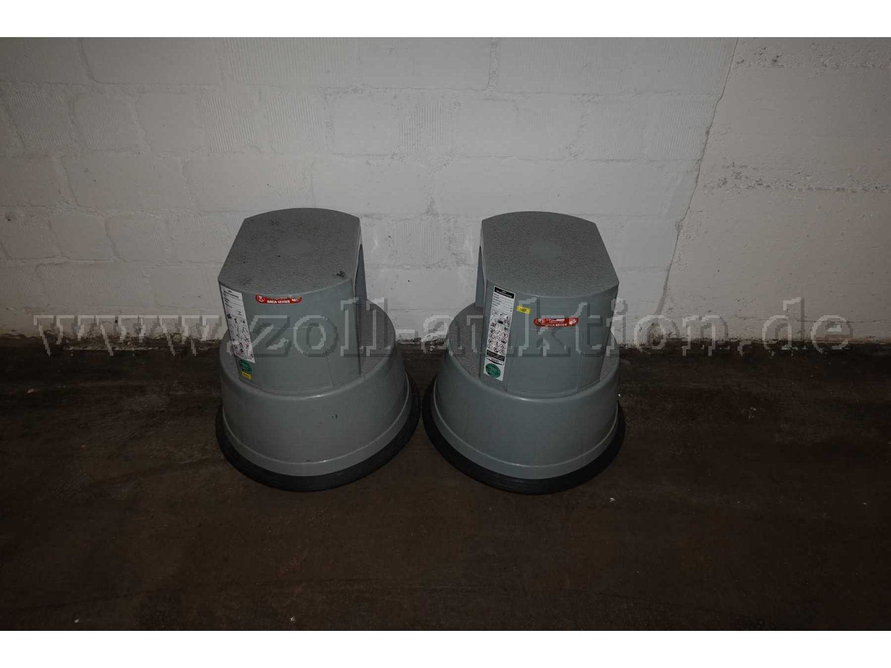 2 Tritthocker in grau