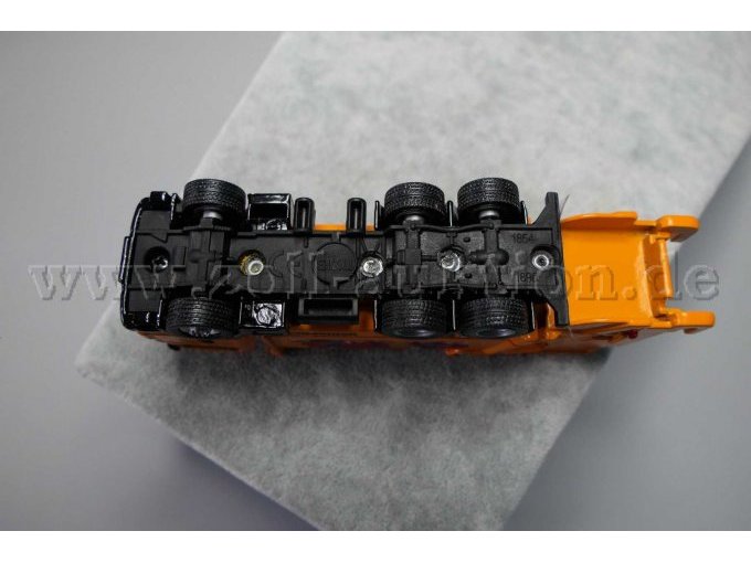 Scania Müllwagen
Faun Variopress Ansicht von unten