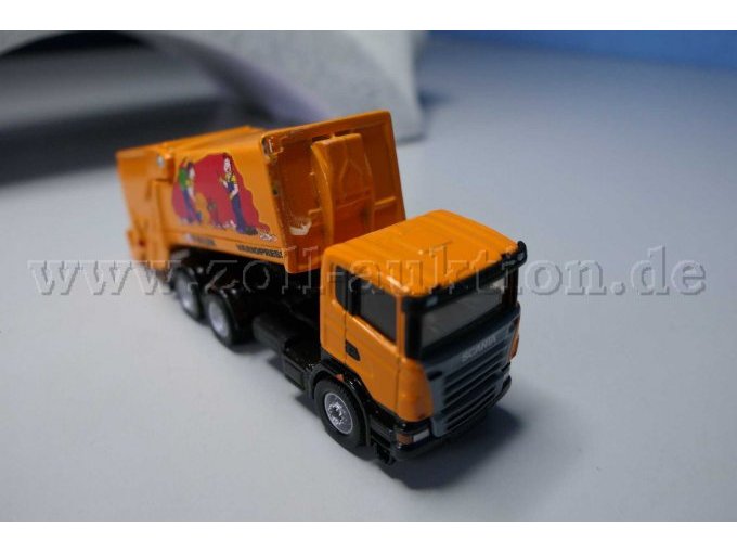 Scania Müllwagen
Faun Variopress Ansicht von vorne